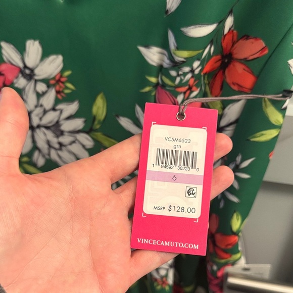 NWT VINCE CAMUTO Floral Green Mini Dress - Picture 5 of 9